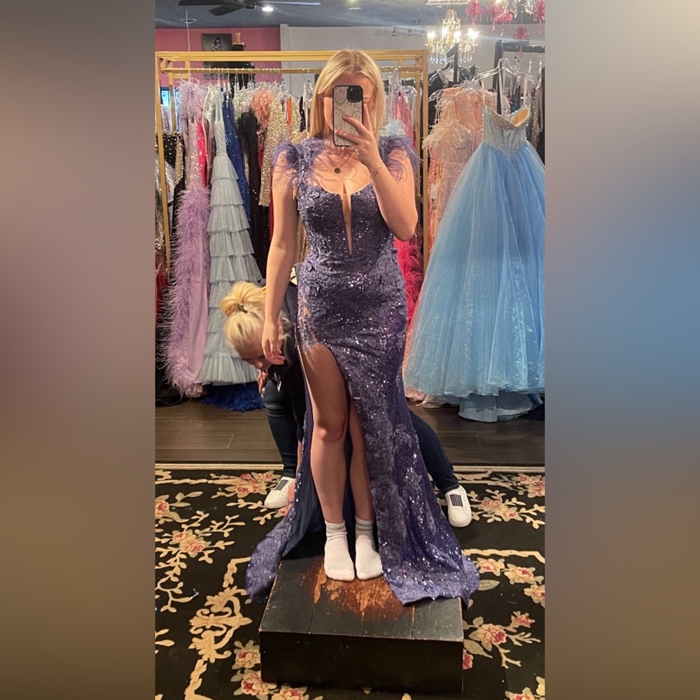 Sherri hill purple size 2